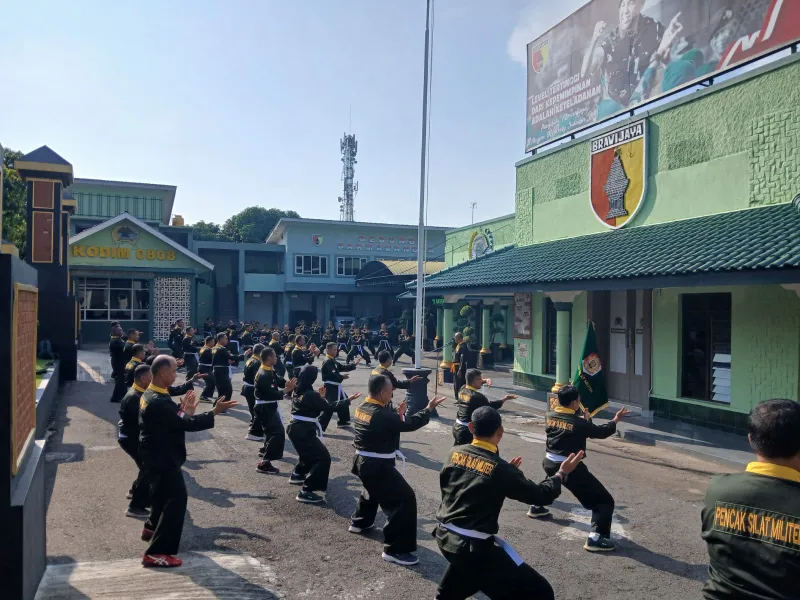 Kodim 0808/Blitar Rutin Latih Pencak Silat Militer untuk Tingkatkan Profesionalisme Prajurit